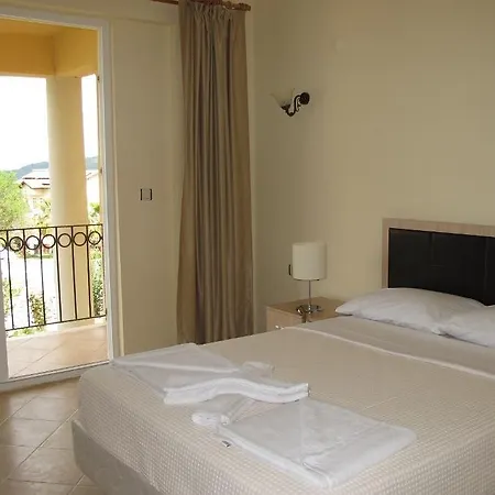 Apartament Pinara 04 *